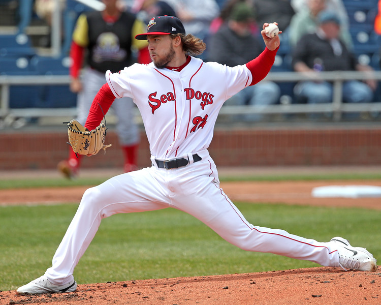 You are currently viewing BREAKING NEWS: Red Sox Left-Handed Pitcher Shares Encouraging Injury Update, Throwing Bullpen Sessions 10 Months Post-TJ Surgery.